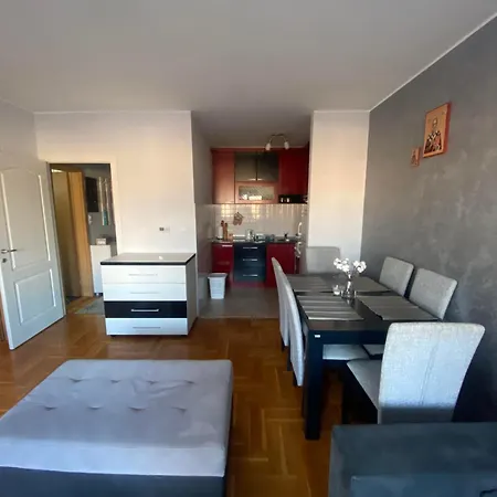 Apartament Malina 24