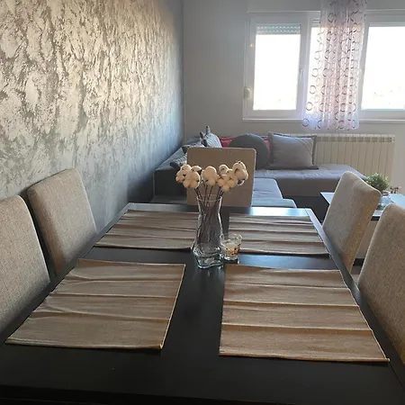 Apartament Malina 24 *